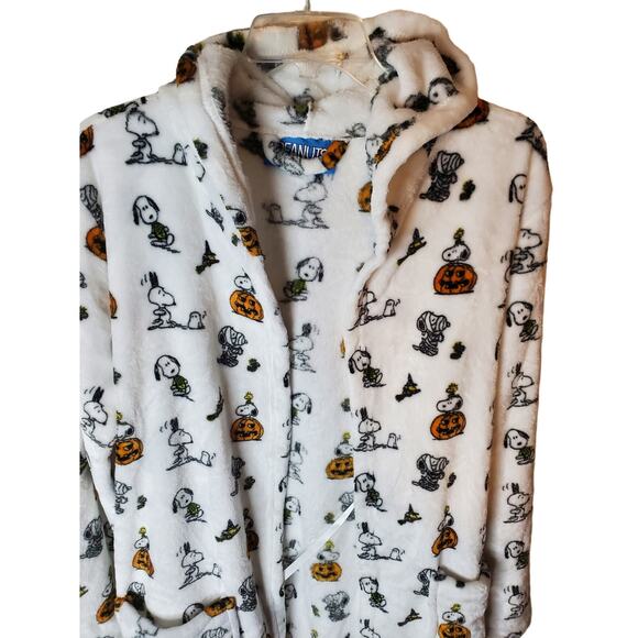 Peanuts Soft Plush Fleece Hooded Bath Robe, NWOT, Small/Medium - Picture 2 of 6